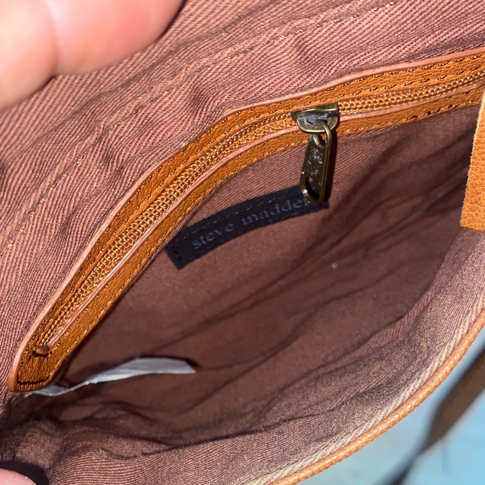 Steve Madden Fringed Tan Leather Crossbody Bag - Picture 8 of 10